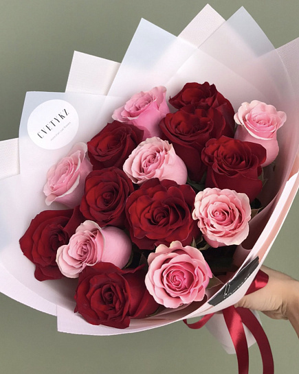 Bouquet of Mix rose flowers delivered to Rudniy