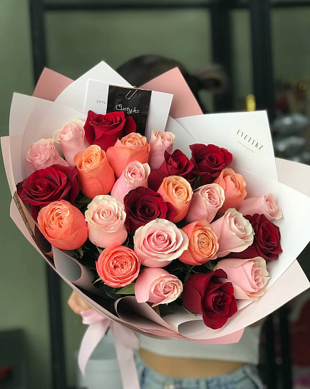 Bouquet of Monobouquet of 25 roses Assorted flowers delivered to Astana