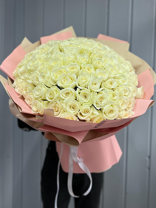 Bouquet of 101 white roses