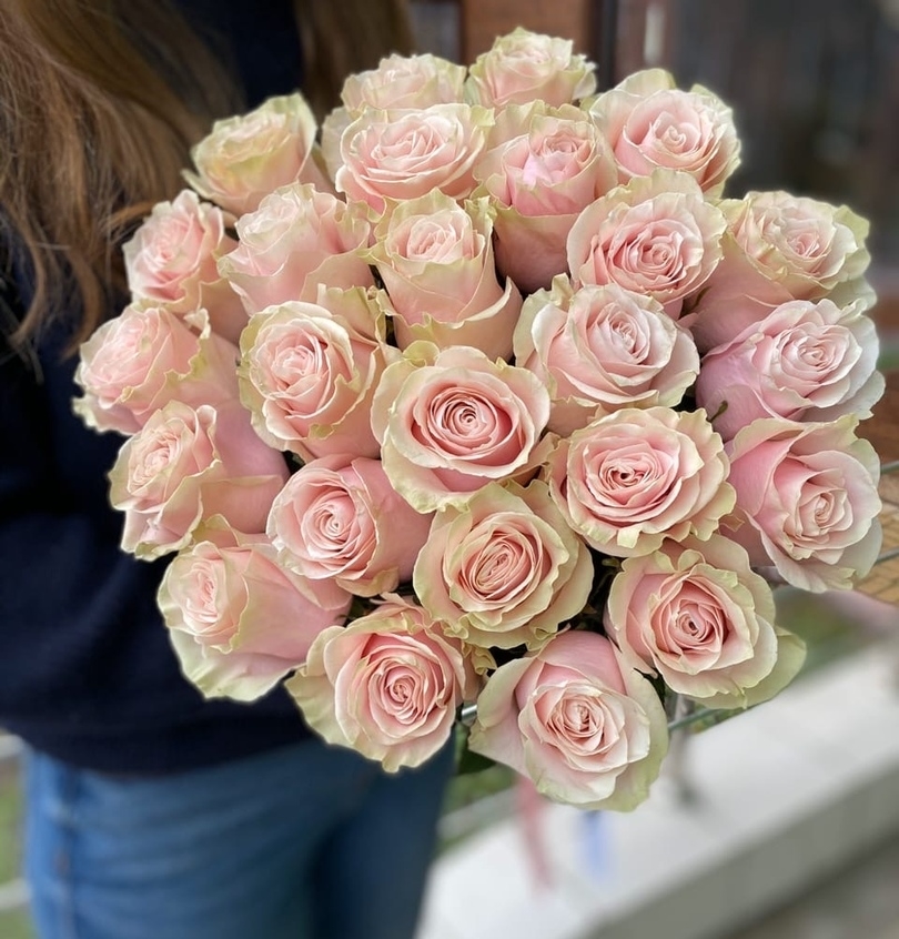 Bouquet of Bablgam flowers delivered to Uralsk
