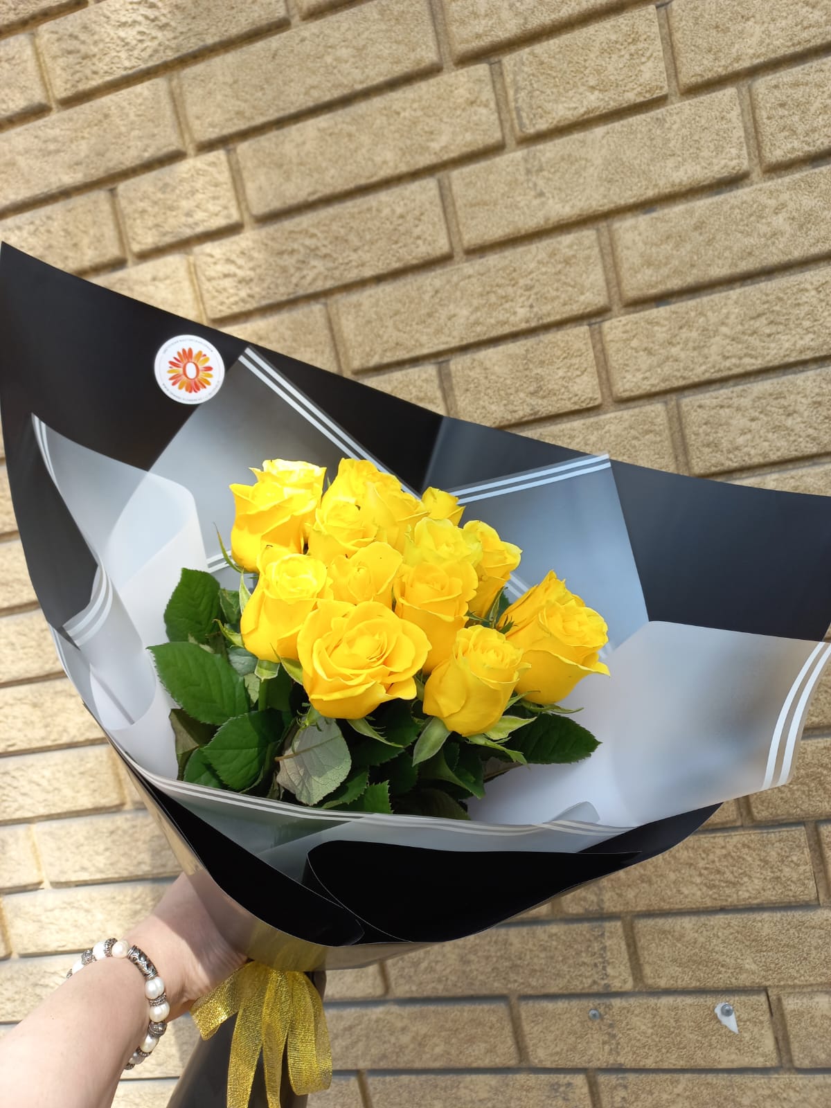 Желтые розы with delivery to Almaty