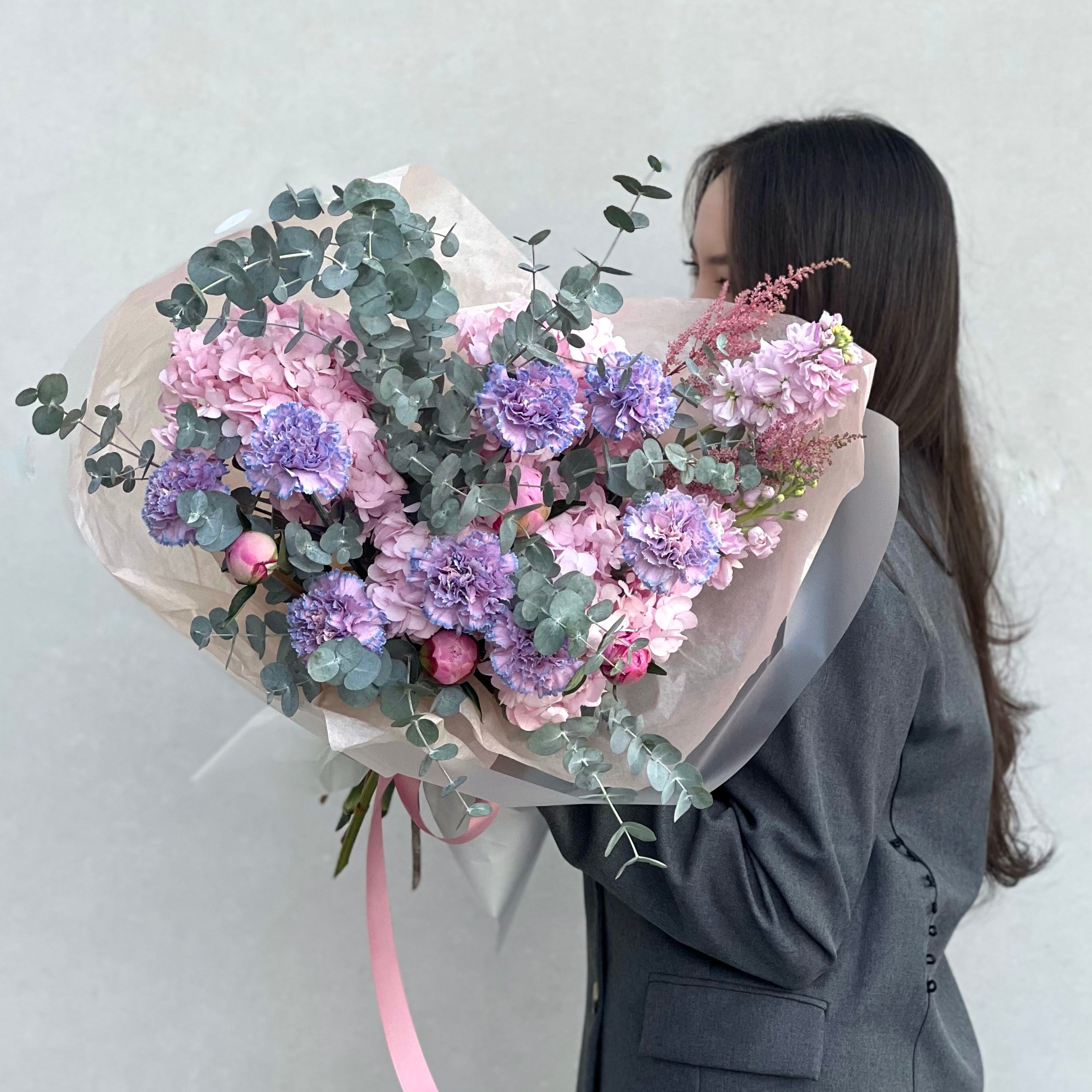 Букет "Summer Bloom" с доставкой по Алматы