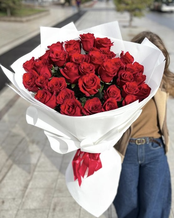 Bouquet of 35 Dutch roses (100cm)