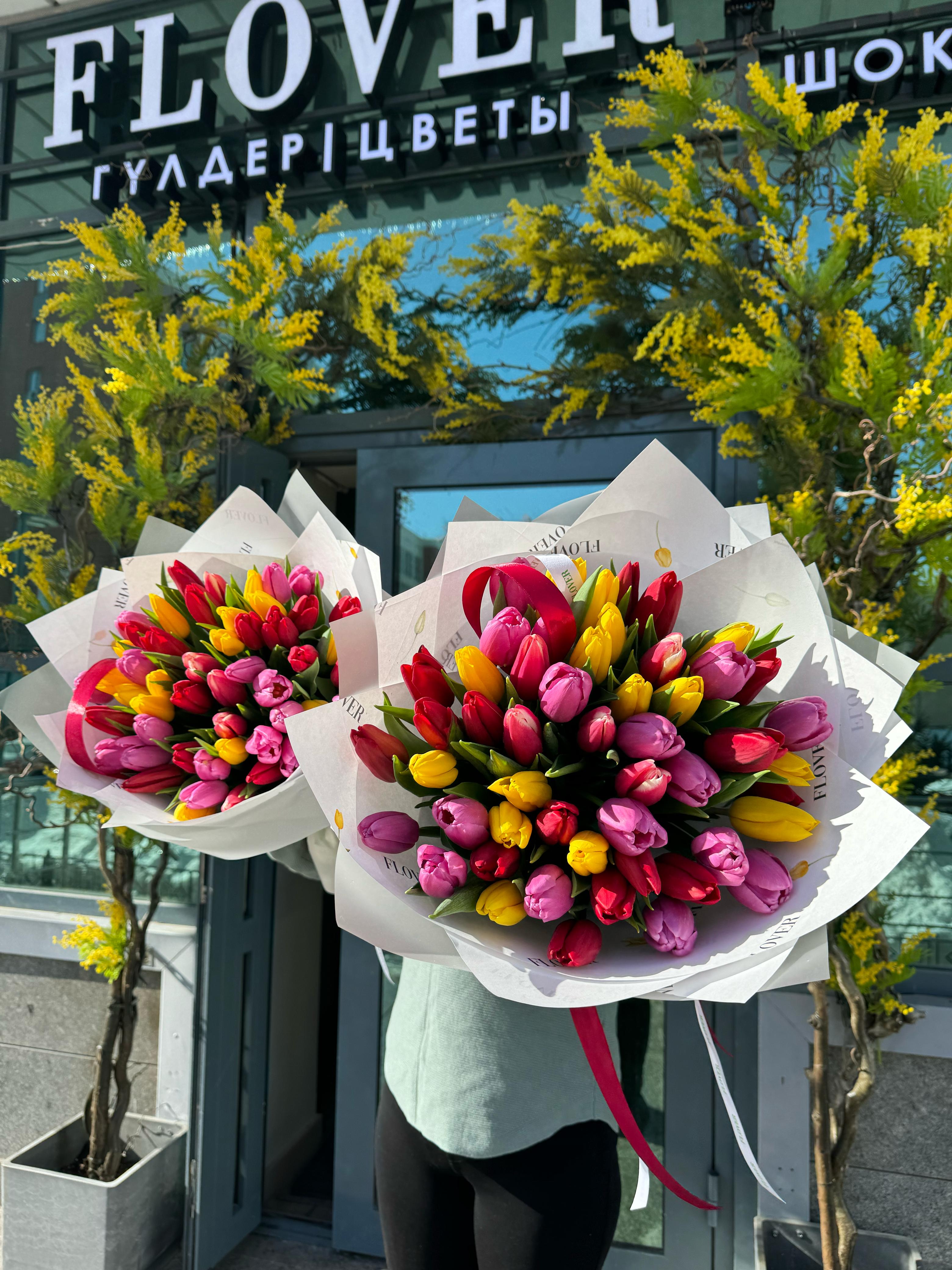 51 тюльпан микс  с доставкой по Астане