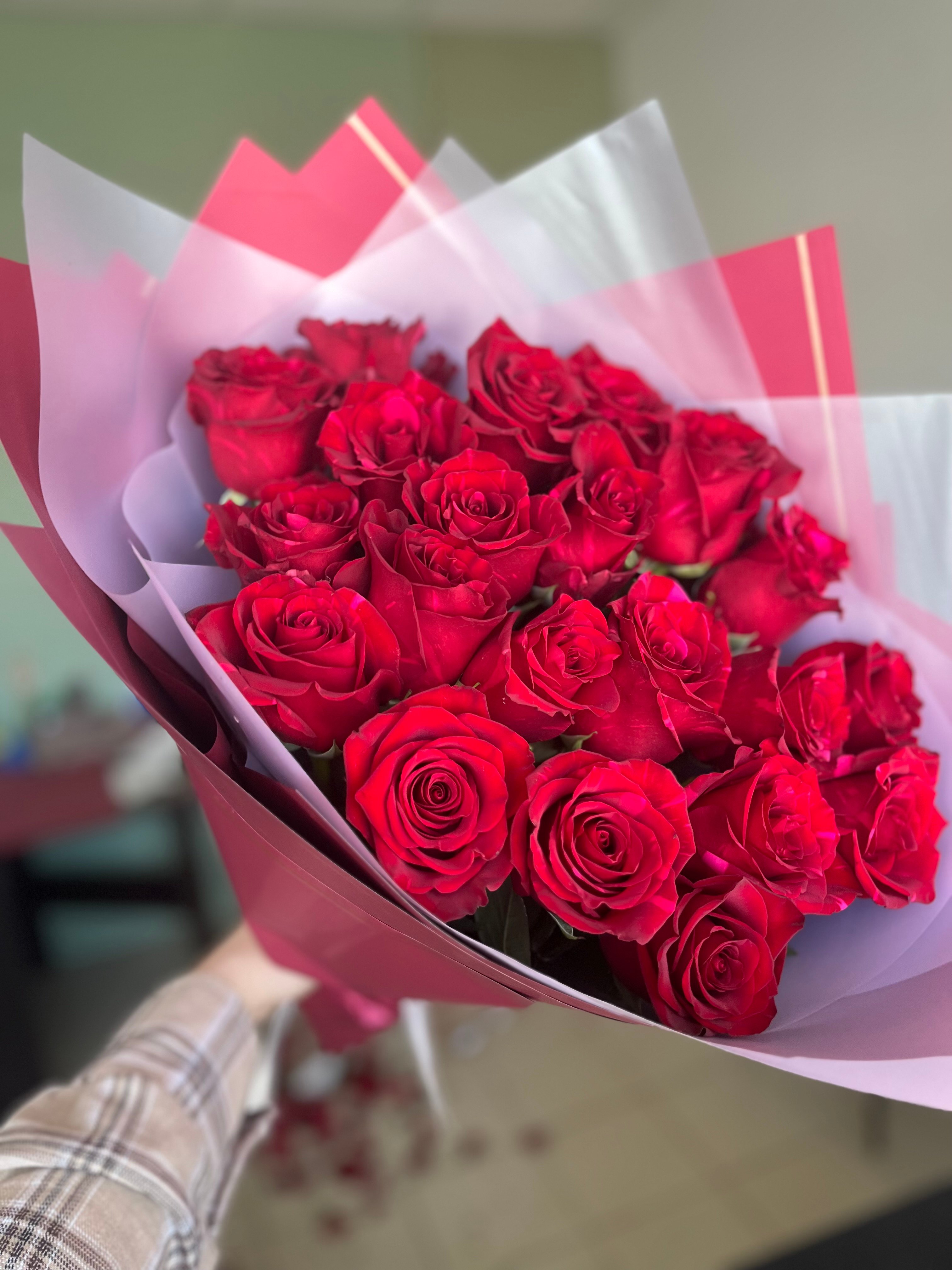 Красные розы