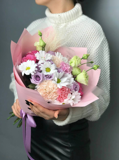 Сборный букет цветов "Мята" размер M