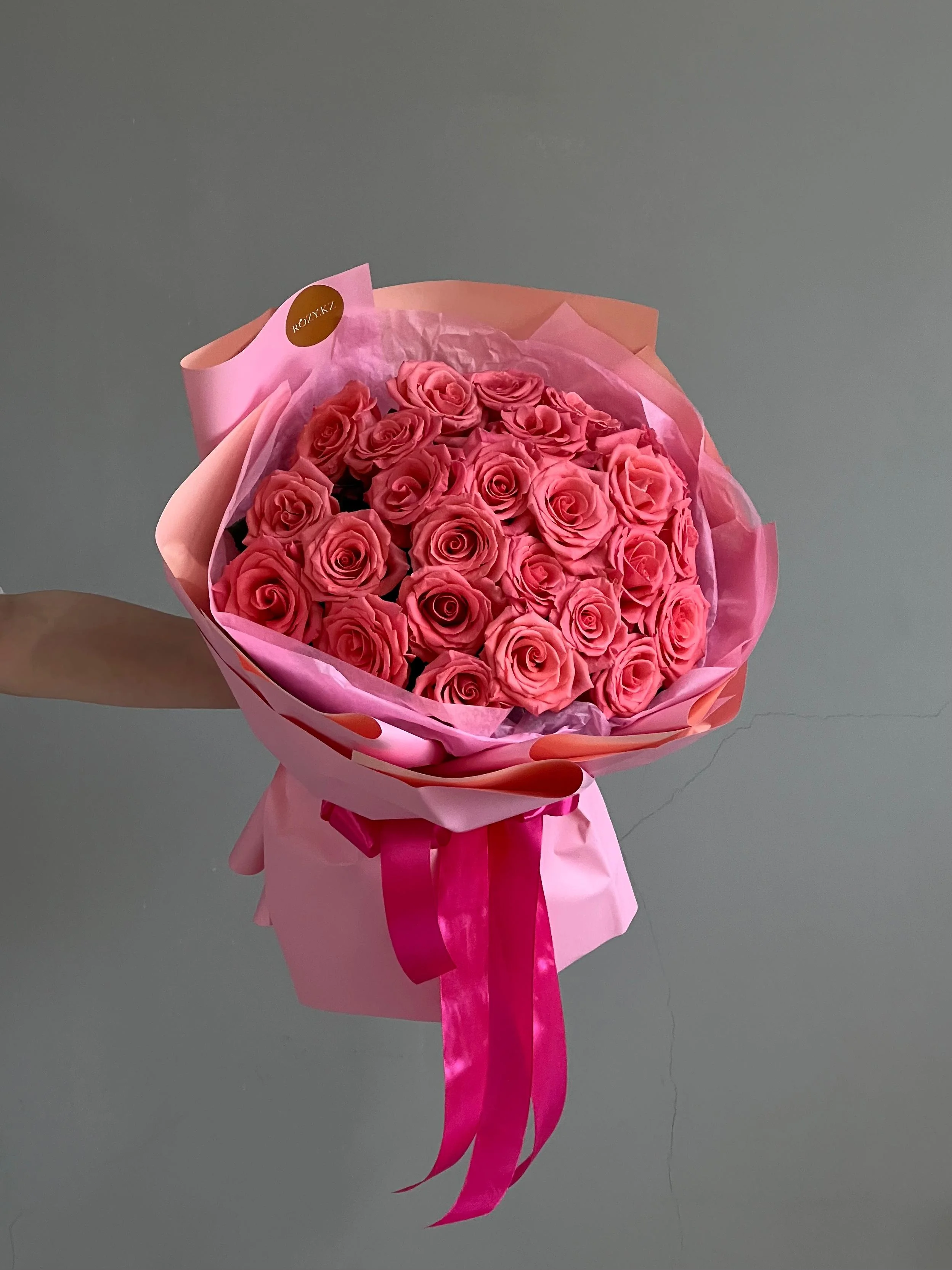 Букет из 25 роз  с доставкой по Астане