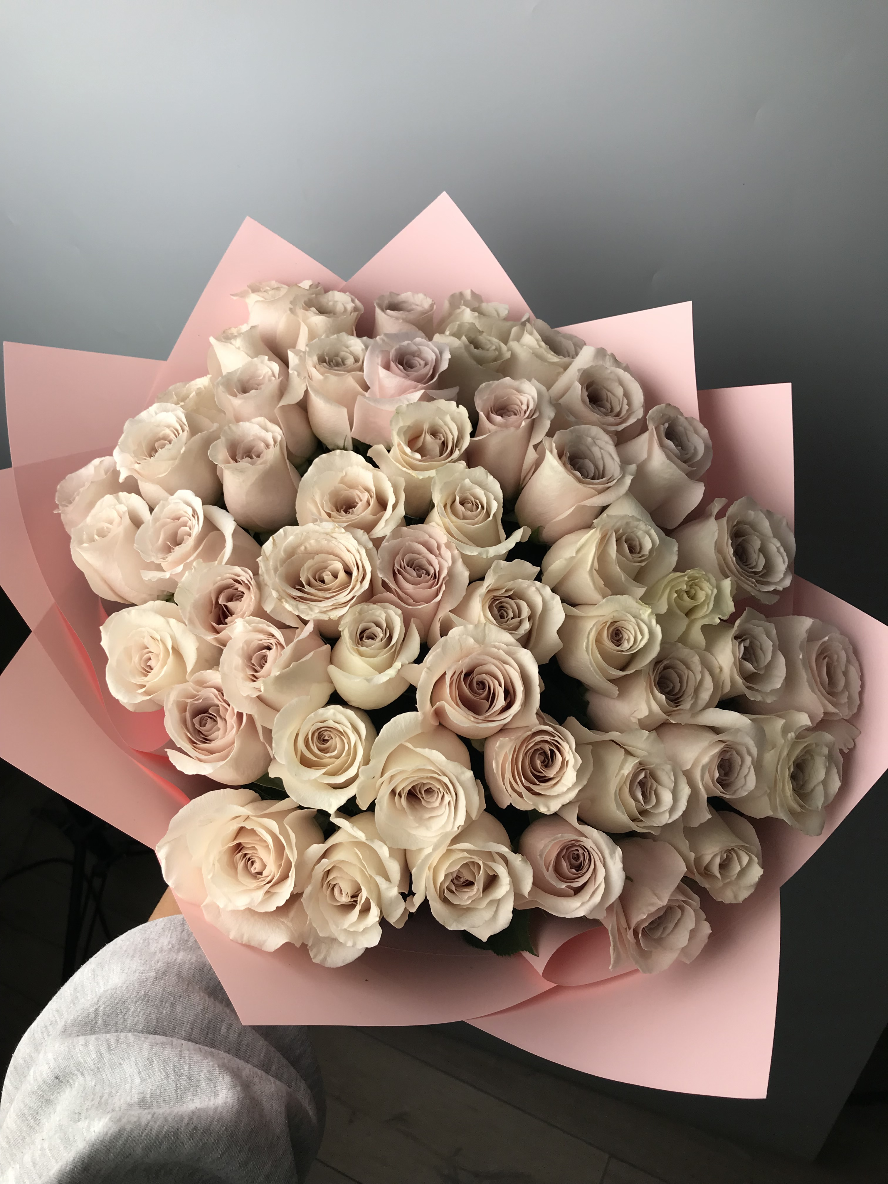 Bouquet of Mono QUICKSAND 51 pcs flowers delivered to Astana