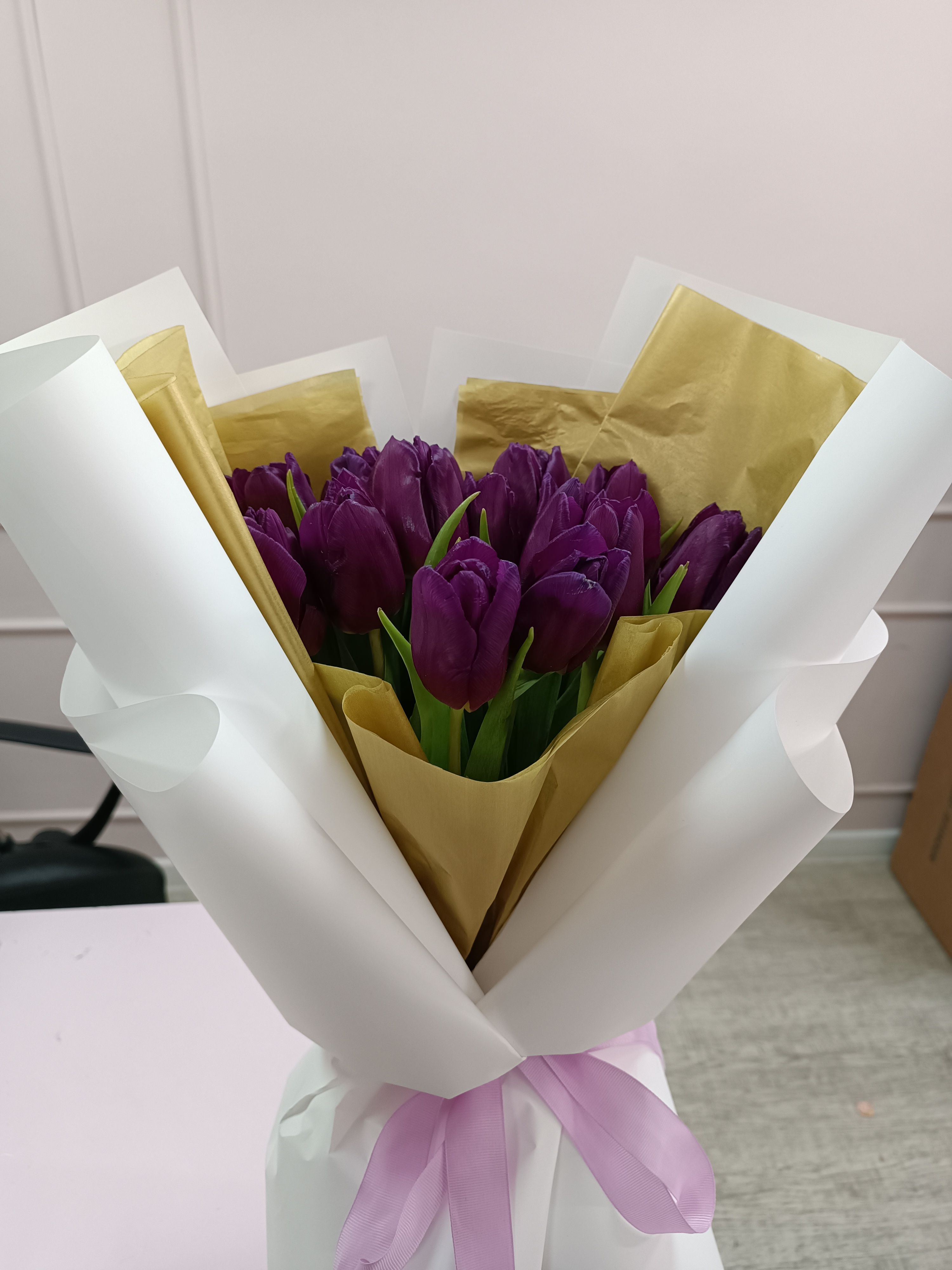 Bouquet of 007 flowers delivered to Almaty