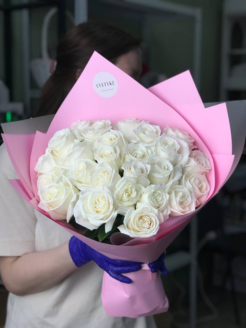 Bouquet of Bouquet of white Dutch roses 25 pcs flowers delivered to Astana