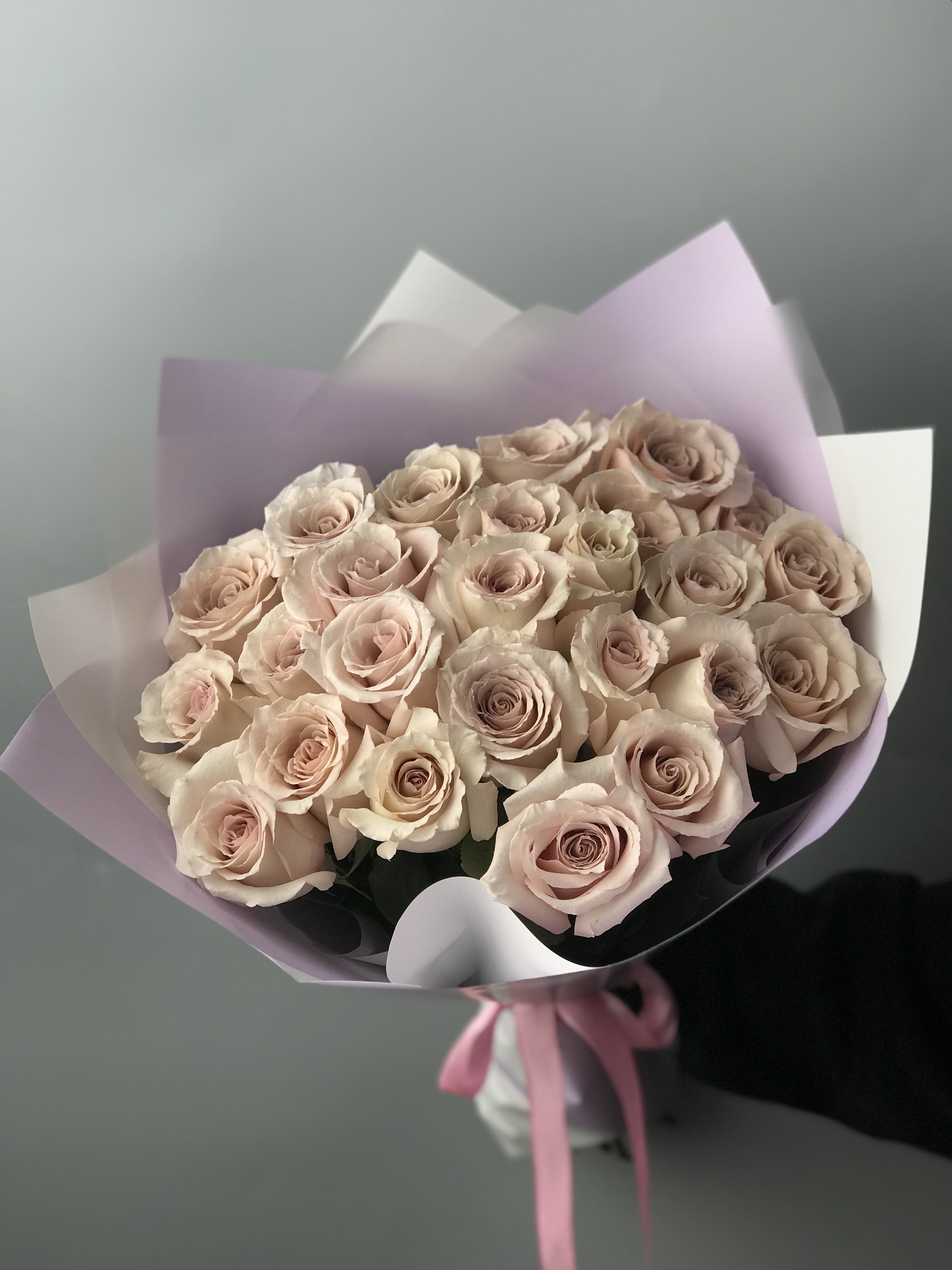 Bouquet of Mono QUICKSAND 25 pcs flowers delivered to Astana