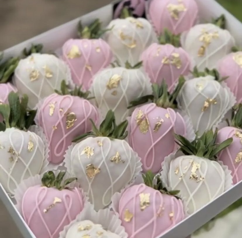Bouquet of Royal strawberries in chocolate flowers delivered to Aktobe