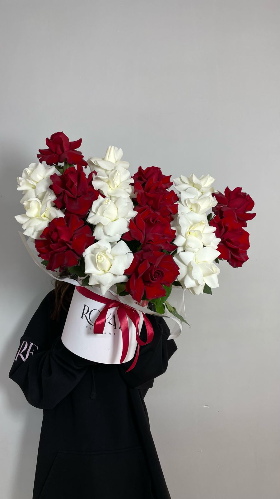 Bouquet of 19 French roses in a box flowers delivered to Ust-Kamenogorsk