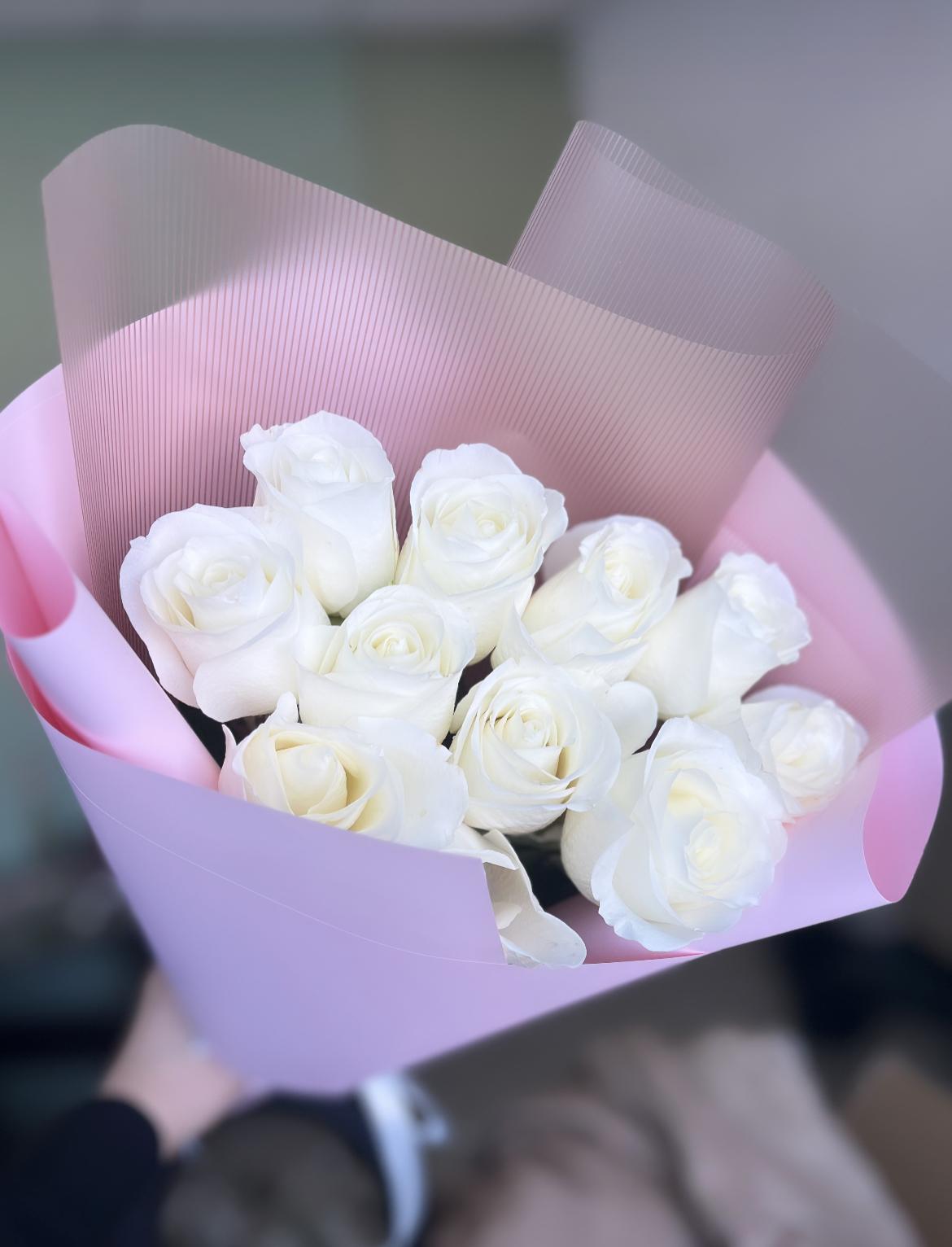 Bouquet of snow white flowers delivered to Kostanay.