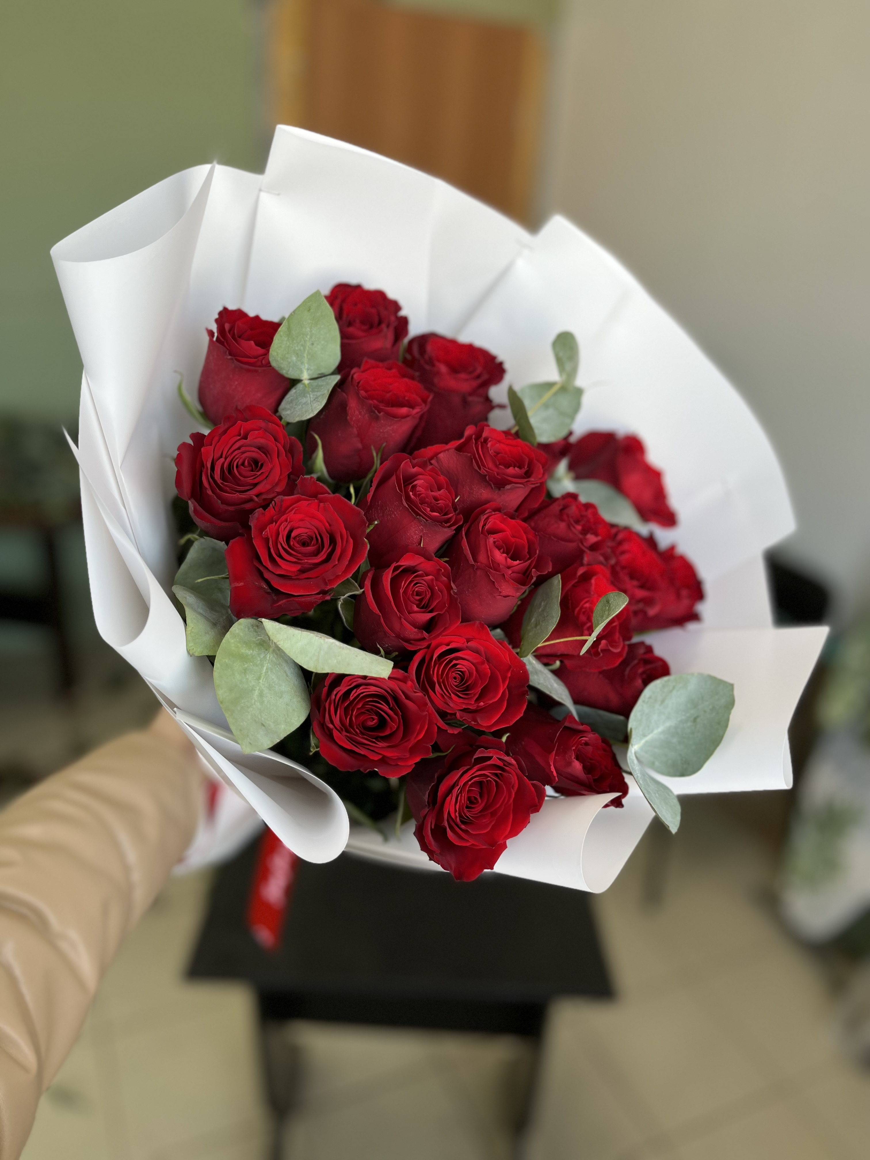 Шикарный букет роз с доставкой по Костанае