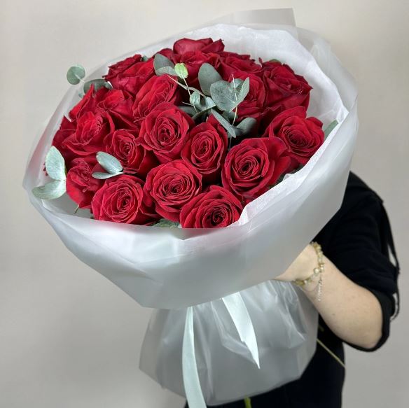 Bouquet of 25 red roses Ecuador