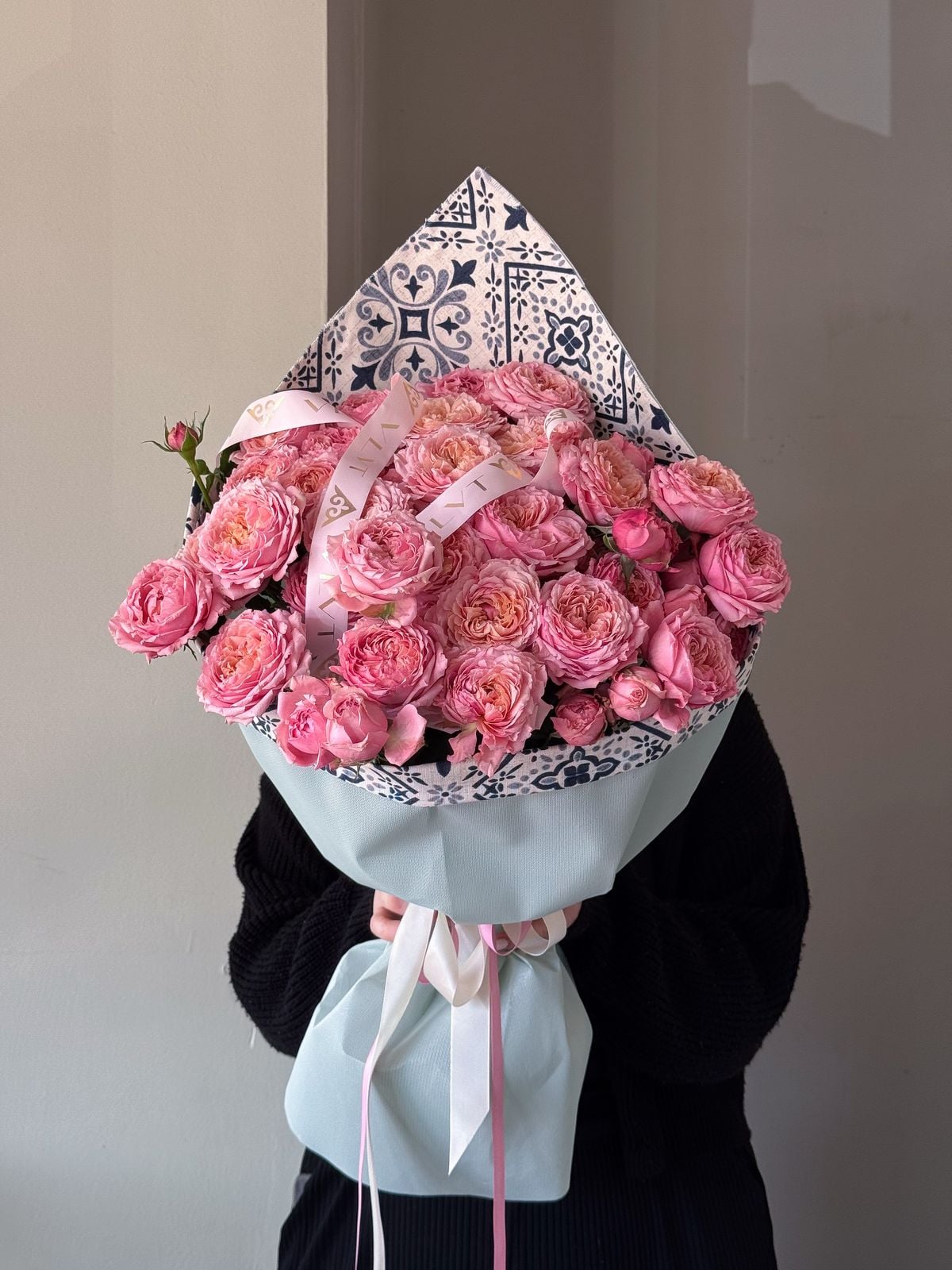 Juliete VLVT Flowers с доставкой по Алматы