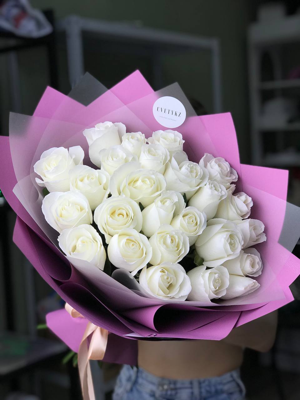 Bouquet of Bouquet of white Dutch roses 25 pcs flowers delivered to Astana