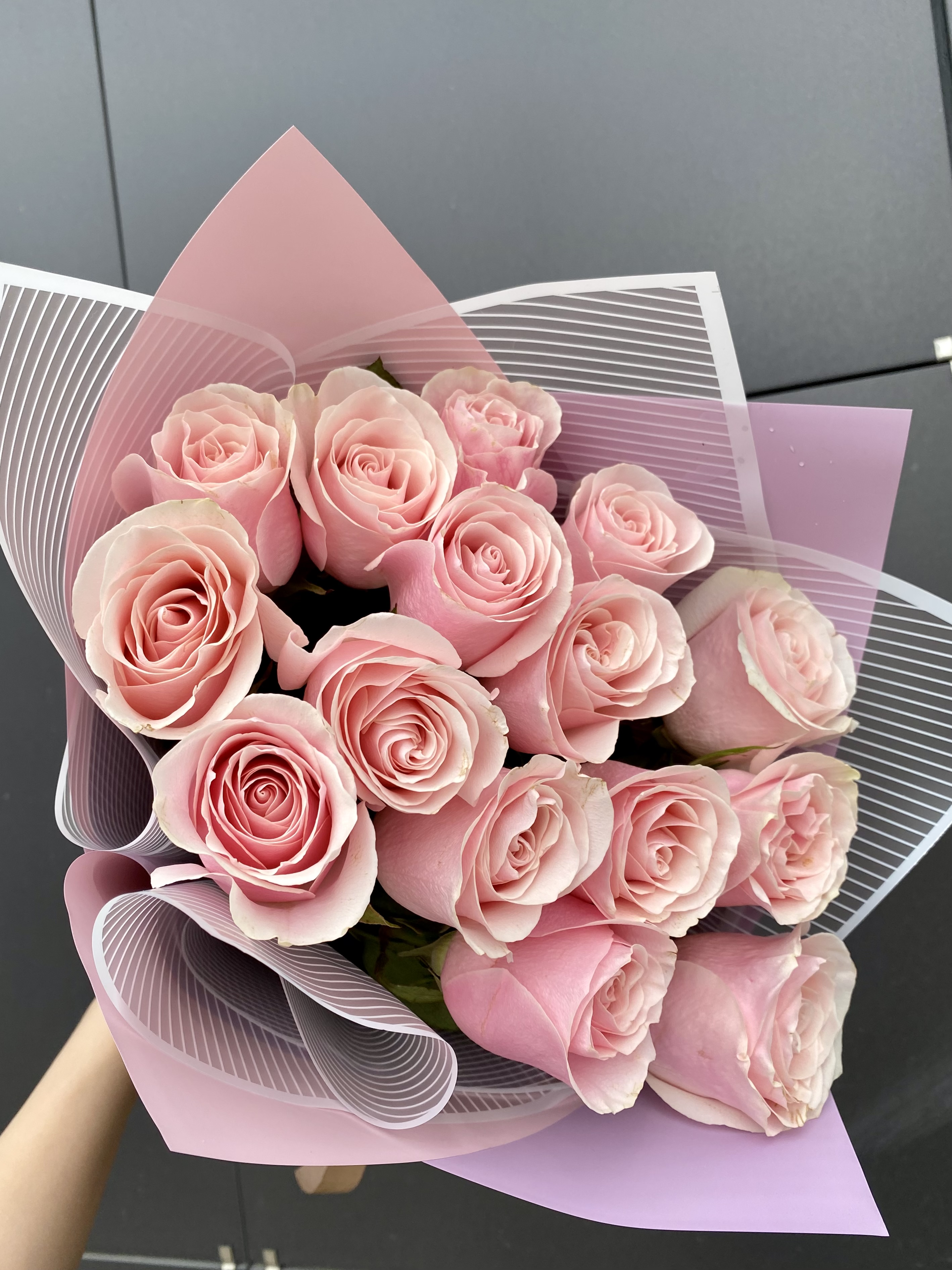 Bouquet of 15 roses flowers delivered to Uralsk