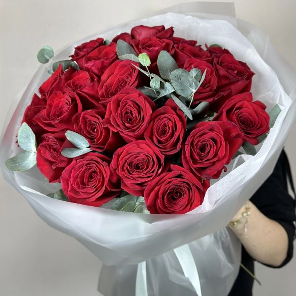 Bouquet of 25 red roses Ecuador