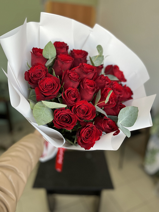 Gorgeous bouquet of roses
