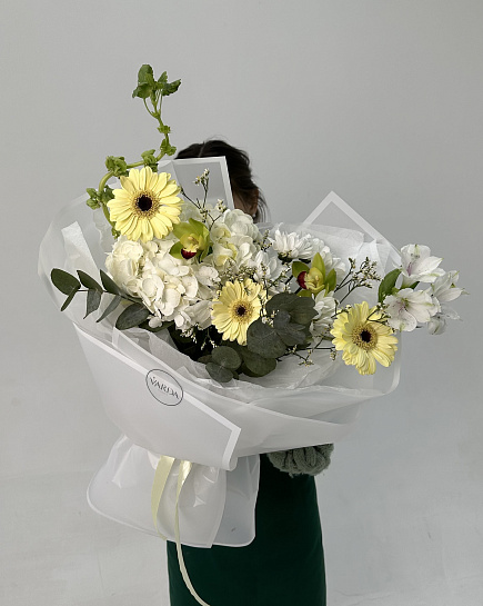 Bouquet of Vanilla 2 flowers delivered to Astana