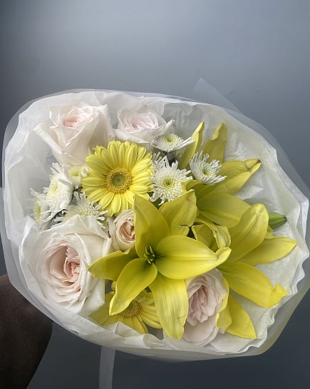 Солнечный микс с лилиями и герберами с доставкой по Астане