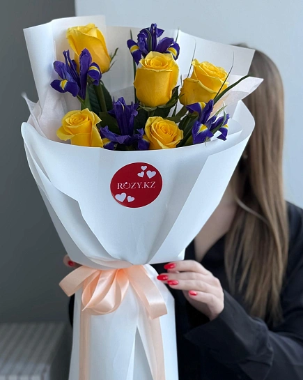 Весенний букет из ирисов с доставкой по Астане
