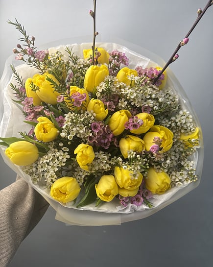 Солнечные тюльпаны с озотамнусом с доставкой по Астане