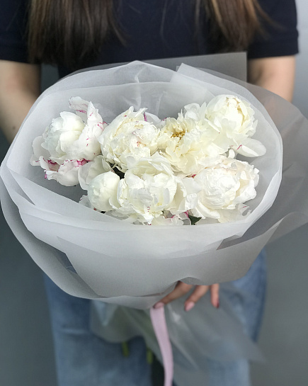 White peonies 7 pcs with delivery to Astana