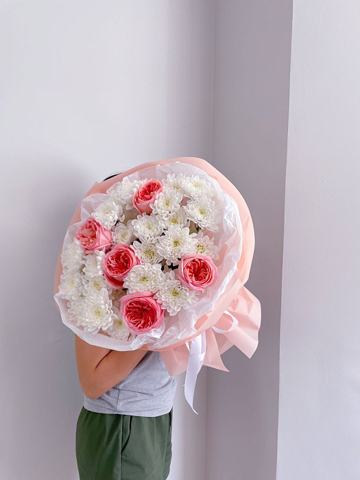 Bouquet of peony roses and chrysanthemums