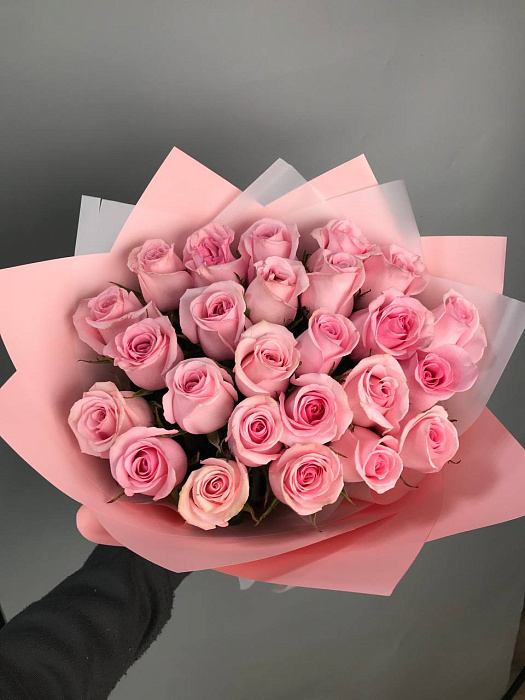 Bouquet of 25 roses (to the florist's taste)