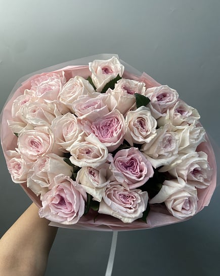 Розовое облако из пионовидных роз с доставкой по Астане