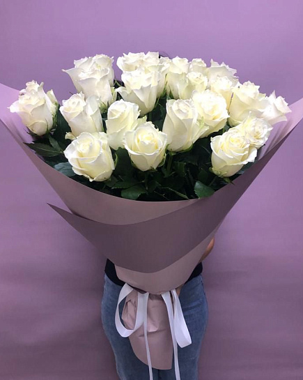 25 roses with delivery to Almaty