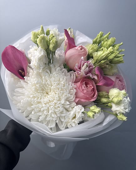 Белоснежная нежность с пионовидными розами с доставкой по Астане