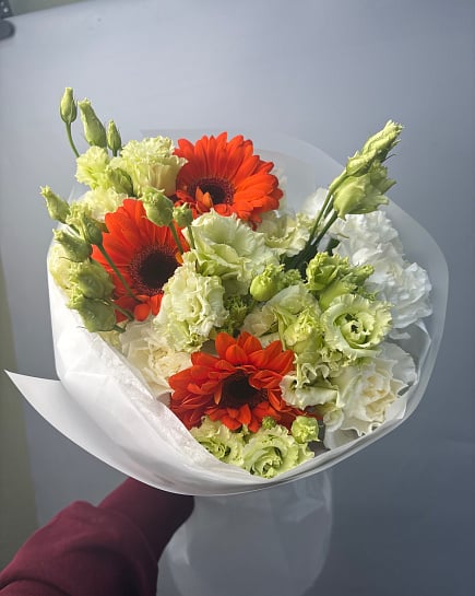 Яркий контраст: Герберы и Эустома с доставкой по Астане