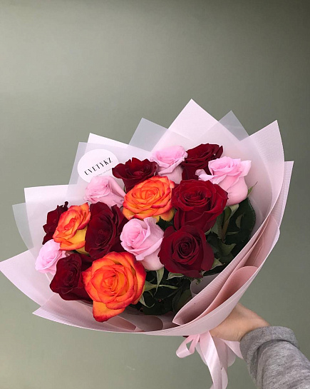 Assorted bouquet of 15 roses with delivery to Almaty