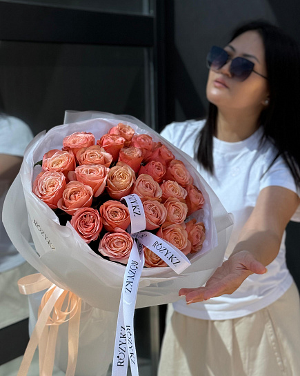 Bouquet of Bouquet of 25 gorgeous KAHALA roses flowers delivered to Astana