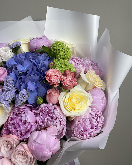 Bouquet of Berry flowers delivered to Astana