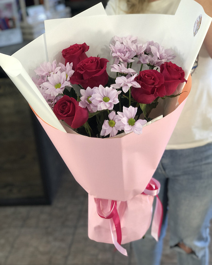 Букет из хризантем и голландских роз  с доставкой по Астане
