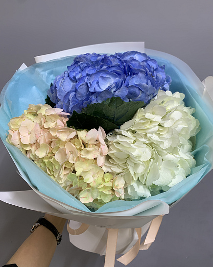 Assembled bouquet with delivery to Astana
