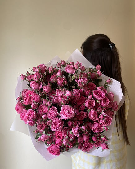 Розовое облако из кустовых роз with delivery to Astana