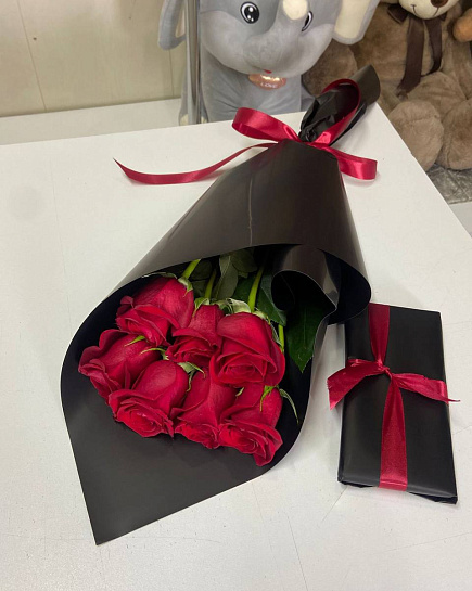 Bouquet of Bouquet of 7 red roses with Kazakh chocolate flowers delivered to Uralsk
