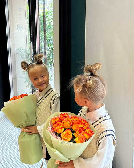 Bouquet of 11 orange roses with delivery to Astana