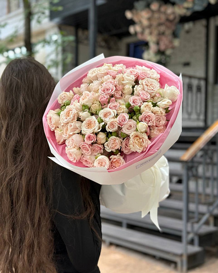 Bouquet of Monobouquet of spray roses 25 pcs flowers delivered to Almaty