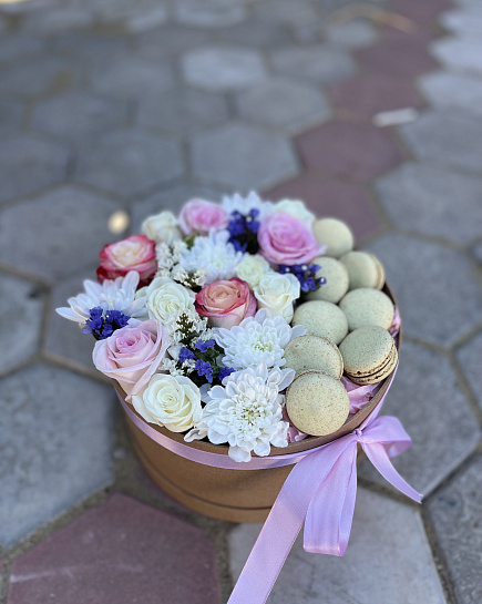 Delicate macarons with delivery to Rudniy