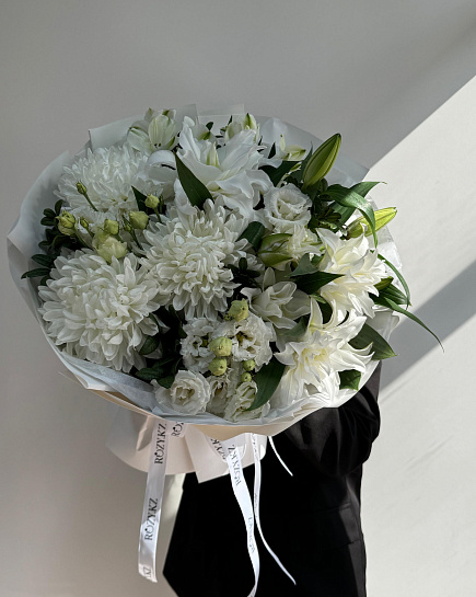 Bouquet “White mood” with delivery to Astana