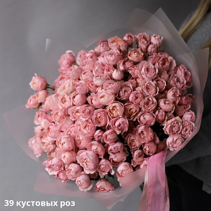 Букет из кустовых пионовидных роз Джульета (39)