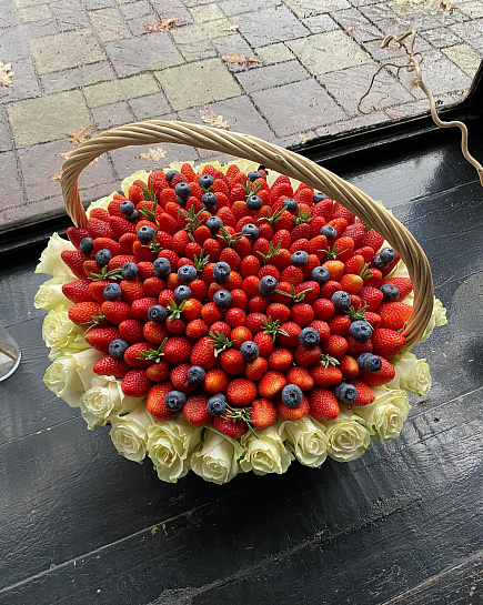 Strawberry Paradise with delivery to Almaty