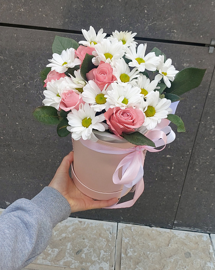 Chrysanthemums and roses with delivery to Pavlodar